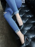 [IESS] Zhang Xinyue's silk feet, high heels and jeans(4)